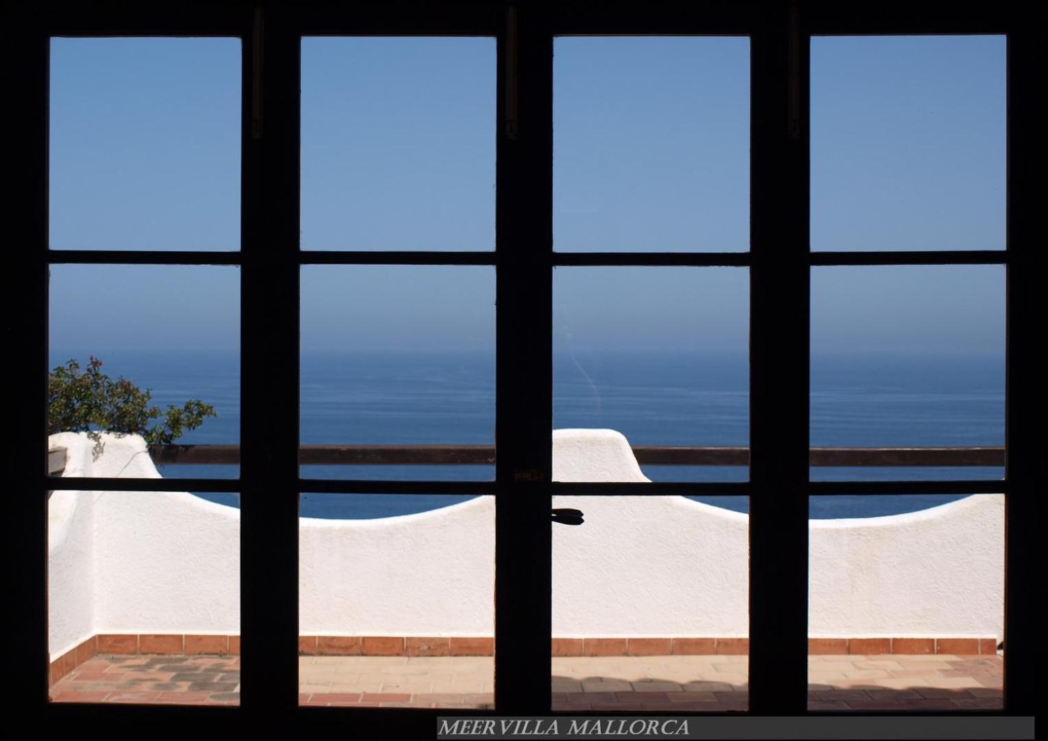 Meervilla Mallorca - Charmantes Ferienhaus Mit Phantastischem Meerblick In Canyamel Exterior photo